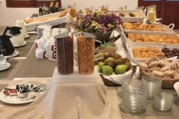 هتل Hostal Santi