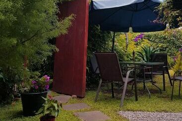 پانسیون Hostal Deyluwin