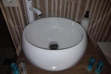 هاستل Junior Suites Con Jacuzzi