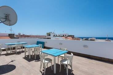 هاستل Riva Guest House Los Abrigos
