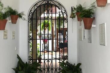 پانسیون Casa Longa