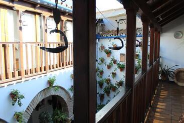 پانسیون Casa Longa