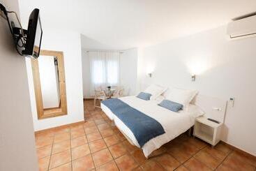 پانسیون Hostal El Ranxo