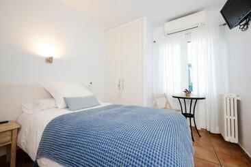 پانسیون Hostal El Ranxo
