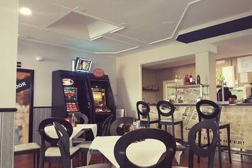 پانسیون Hostal Restaurante Los Badenes