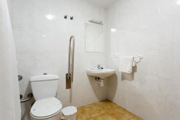 پانسیون Hostal San Rafael