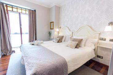 پانسیون Cuatro Caminos Rooms