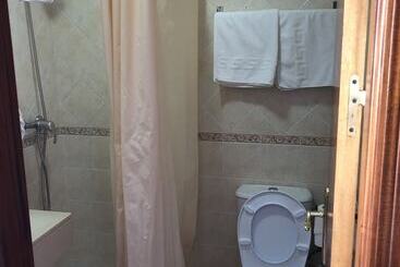 پانسیون Hostal Jadraza
