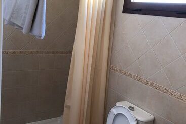 پانسیون Hostal Jadraza