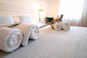 پانسیون Hostal Sa Posada Set Cales