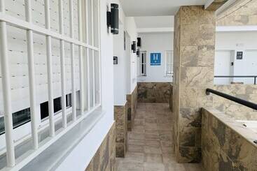 Пансион Dori Rooms Hostal