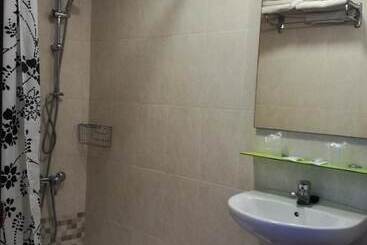 پانسیون Hostal Castilla