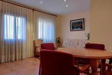 پانسیون Hostal Castilla