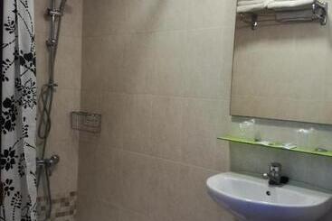 پانسیون Hostal Castilla