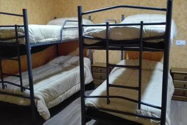 پانسیون Hostal La Aldaba