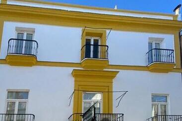 پانسیون Hostal Manolo