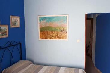 پانسیون Hostal Manolo
