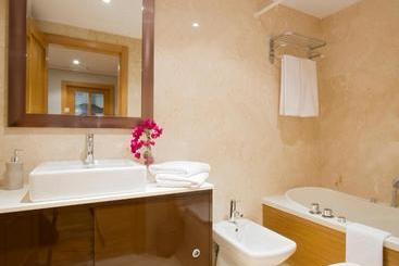 Apartamentos Luxury Marabo Suites