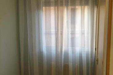 پانسیون Hostal Ec Leon