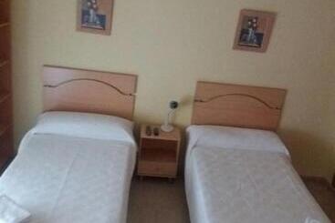 Hostal Jose Luis - Brunete