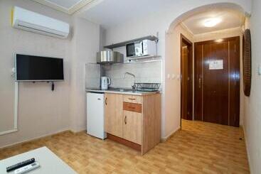 Unique Hotel Apartments