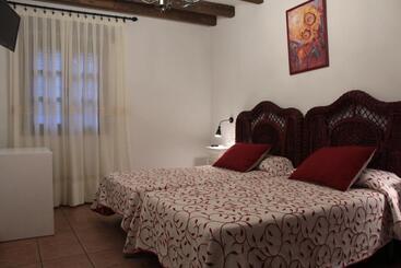 پانسیون Casa Rural Puerto Del Emperador