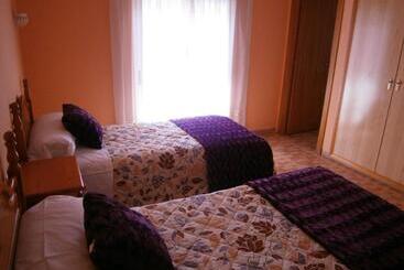 پانسیون Hostal Rural El Caminero