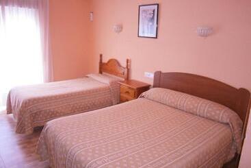 پانسیون Hostal Rural El Caminero