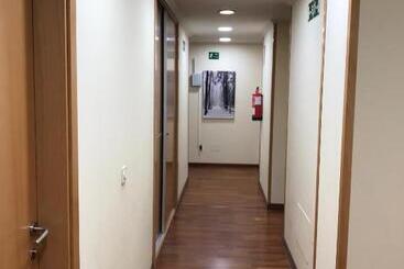 پانسیون Hostal El Poligono