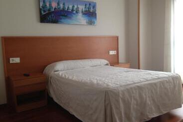 پانسیون Hostal El Poligono