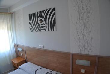 پانسیون Hostal Casa Maria