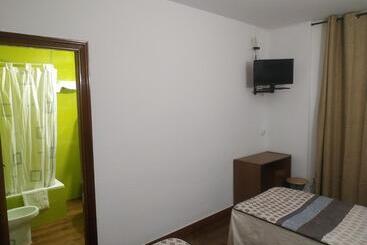 پانسیون Hostal El Rincón   Casa Marcos
