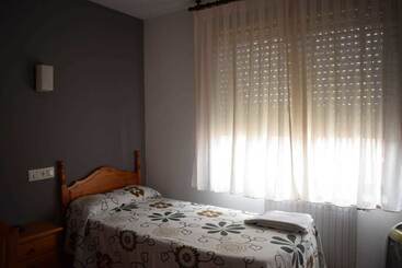 پانسیون Hostal La Tablada