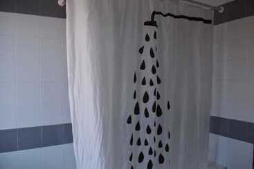 پانسیون Hostal La Tablada