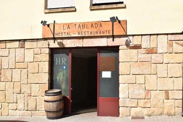 پانسیون Hostal La Tablada