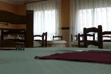 Pensión Hostal Restaurante La Masía
