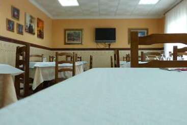 Pensión Hostal Restaurante La Masía