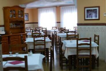 Pensión Hostal Restaurante La Masía
