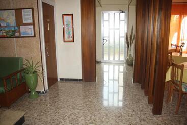 Pensão Hostal Torre Mar