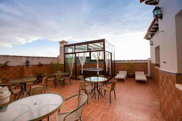 Apartahotel Al Alba