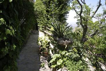 Apartamentos Arroyo Parrilla