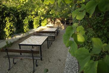 Apartamentos Arroyo Parrilla