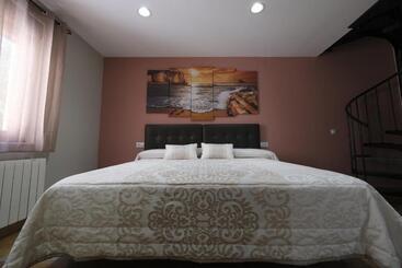 هتل Hostal Restaurante Goya
