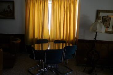 پانسیون Casa De Hóspedes Granifóia