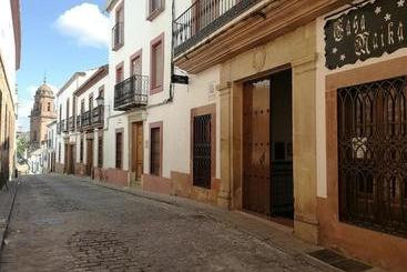 پانسیون Casa Maika