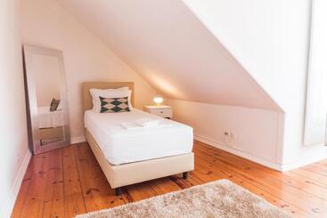 پانسیون City Lofts Lisbon   Guesthouse