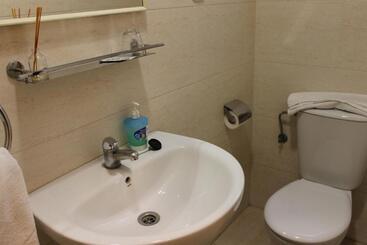 پانسیون Hostal Cal Siles