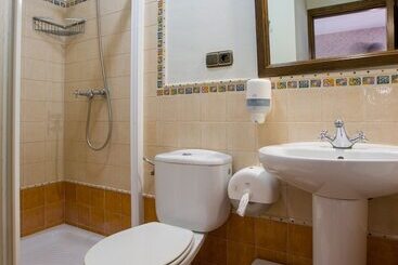 پانسیون Hostal Don Joaquín Alora