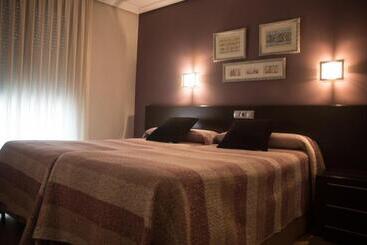 پانسیون Hostal El Lechuguero