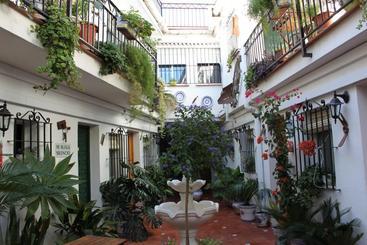 پانسیون Hostal El Patio
